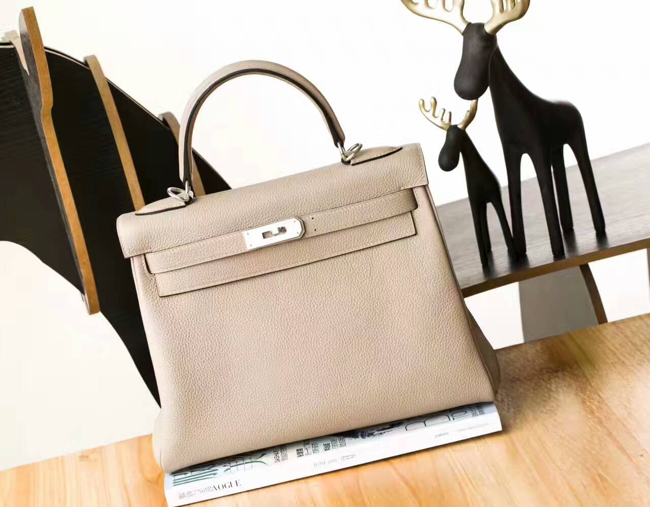 爱马仕凯莉包新款 Hermes Kelly 28cm CK81斑鸠灰原厂togo牛皮 银扣