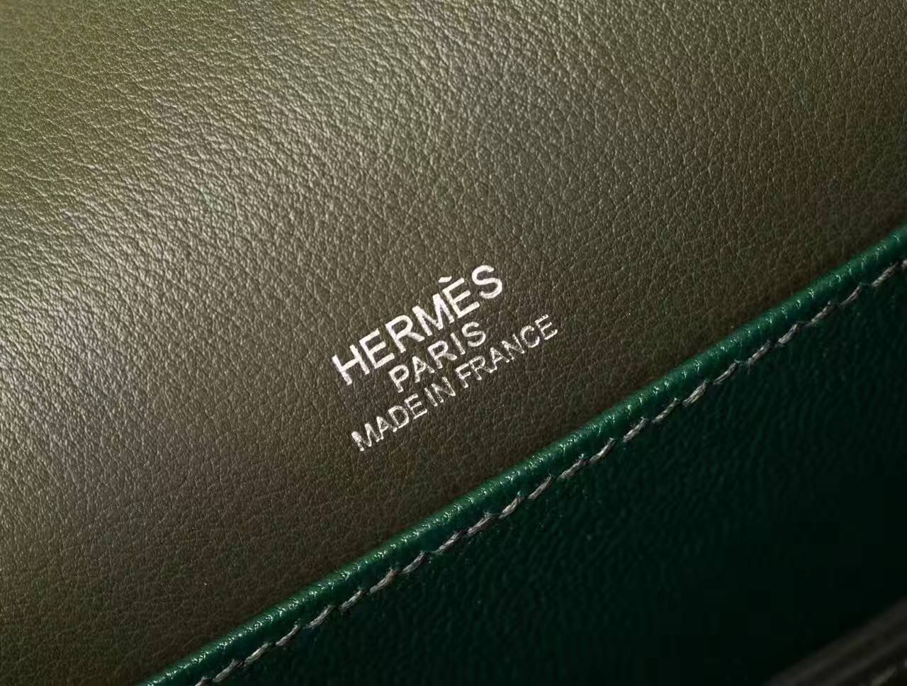 爱马仕女包价格 Hermes英国绿原厂Swift牛皮猪鼻子包Roulis 19cm
