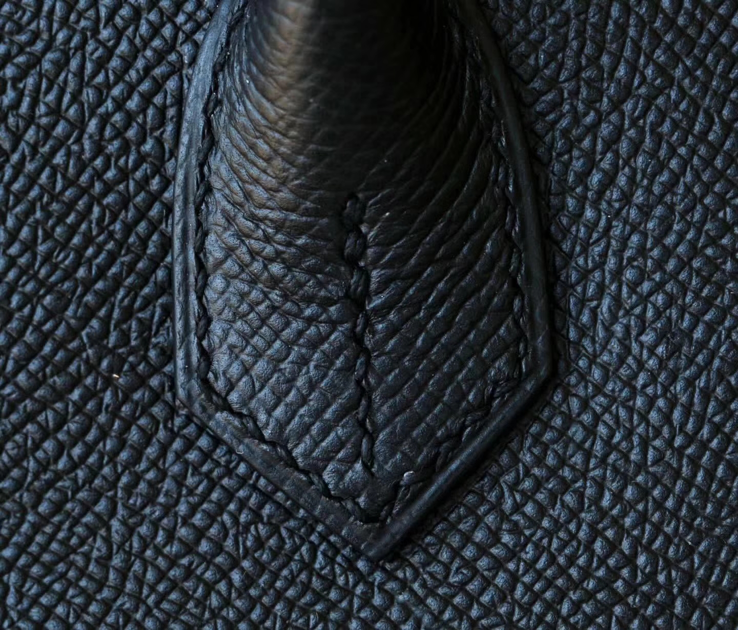 爱马仕铂金包尺寸 Hermes 89黑色epsom牛皮Birkin35cm包包 金扣