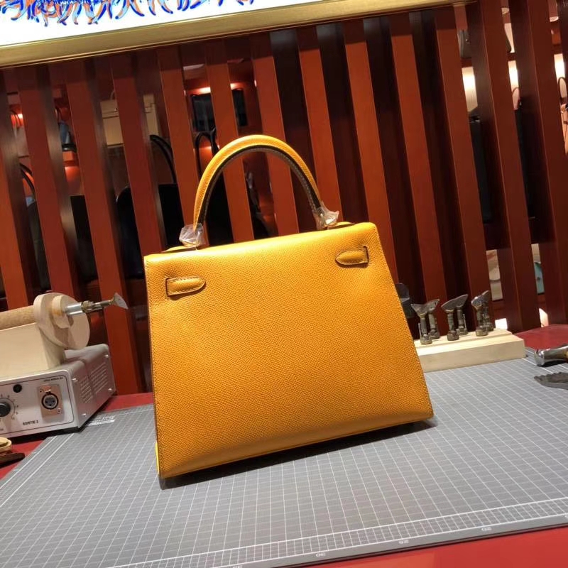 爱马仕凯莉包尺寸 Hermes Kelly25CM 太阳黄原厂Epsom牛皮 金扣