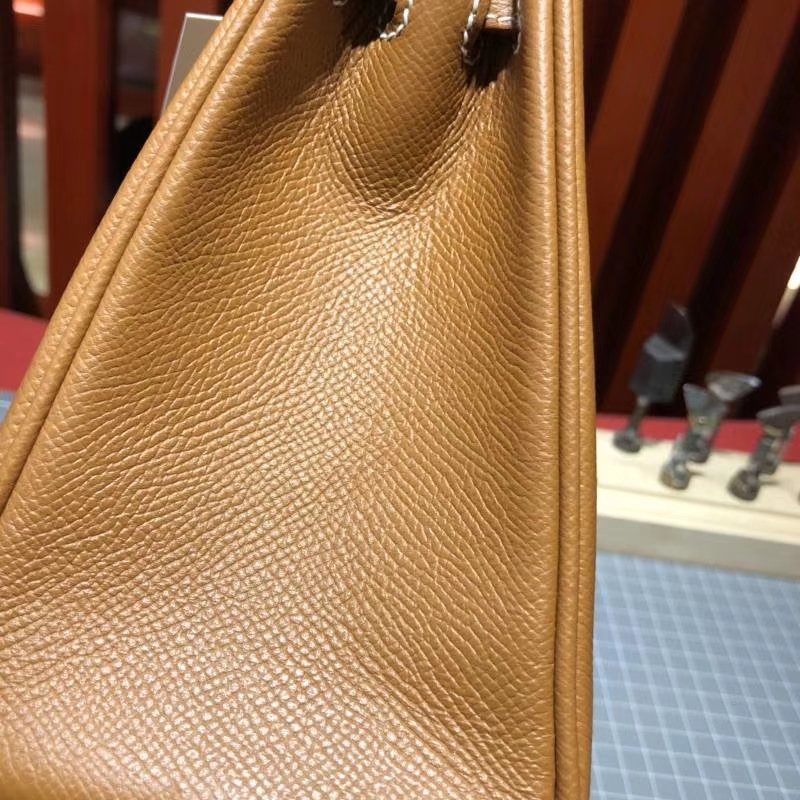 爱马仕凯莉包价格 Hermes Kelly25cm 土黄色Epsom牛皮 金扣