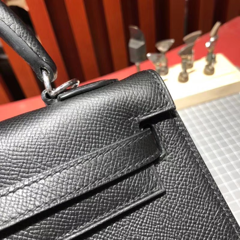 爱马仕包包官网 Hermes Kelly25CM 黑色原厂Epsom牛皮凯莉包 银扣