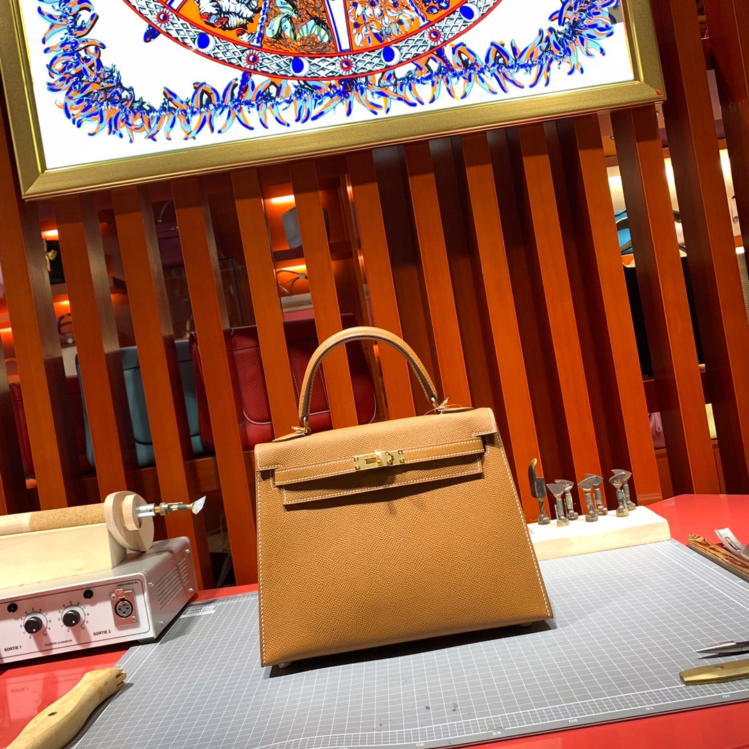 爱马仕Kelly女包 Hermes Kelly25CM 土黄色顶级Epsom牛皮凯莉包 金扣