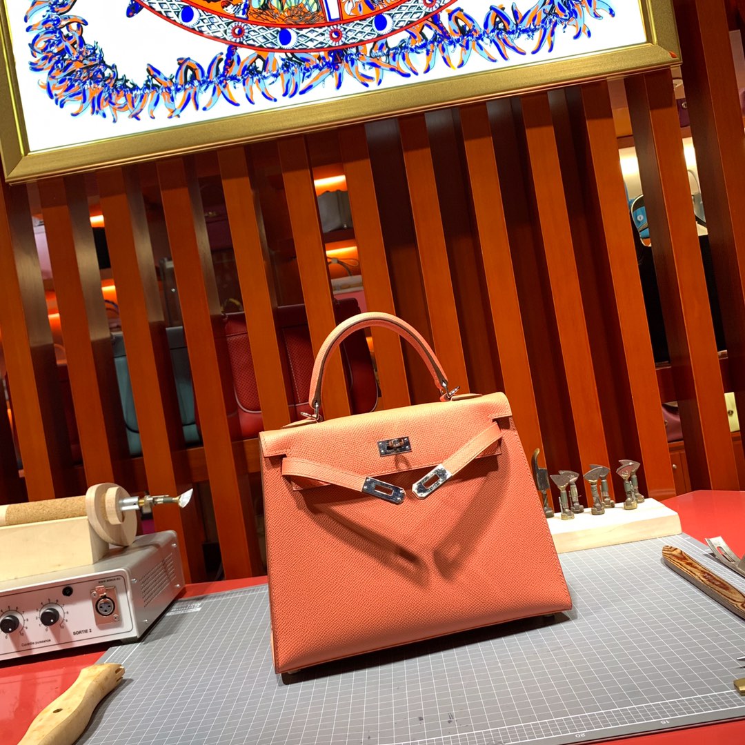 爱马仕经典女包 Hermes Kelly25CM 龙虾粉进口Epsom牛皮凯莉包 金扣