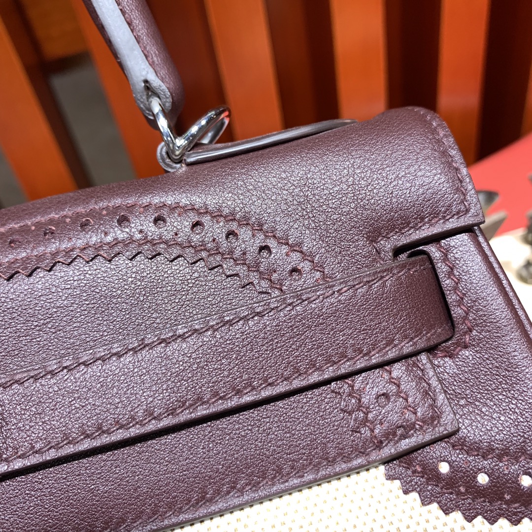 爱马仕蕾丝凯莉包 Hermes Kelly28CM 57波尔多酒红牛皮拼帆布 银扣