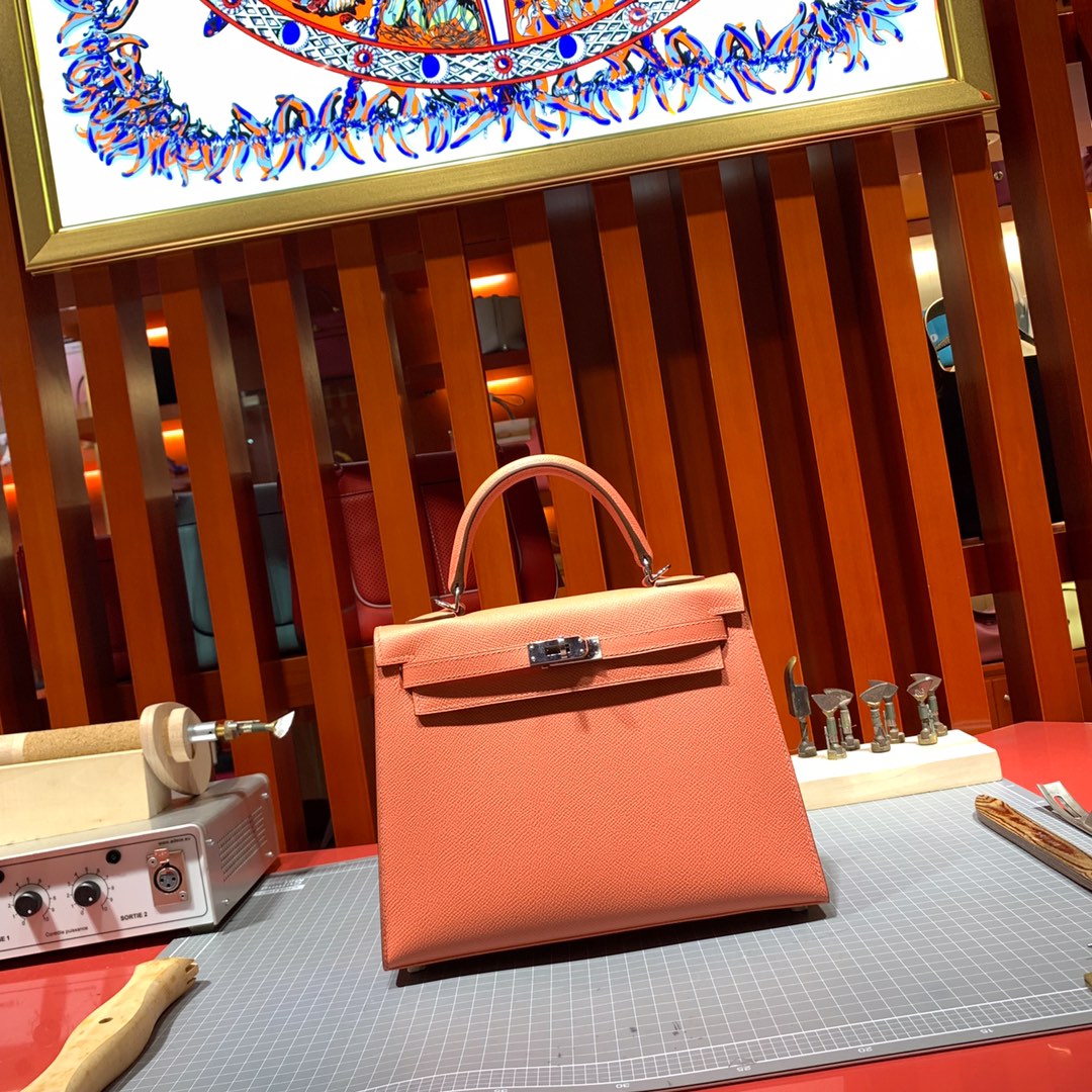 爱马仕经典女包 Hermes Kelly25CM 龙虾粉进口Epsom牛皮凯莉包 金扣