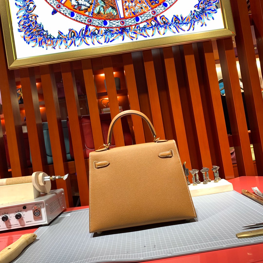 爱马仕Kelly女包 Hermes Kelly25CM 土黄色顶级Epsom牛皮凯莉包 金扣