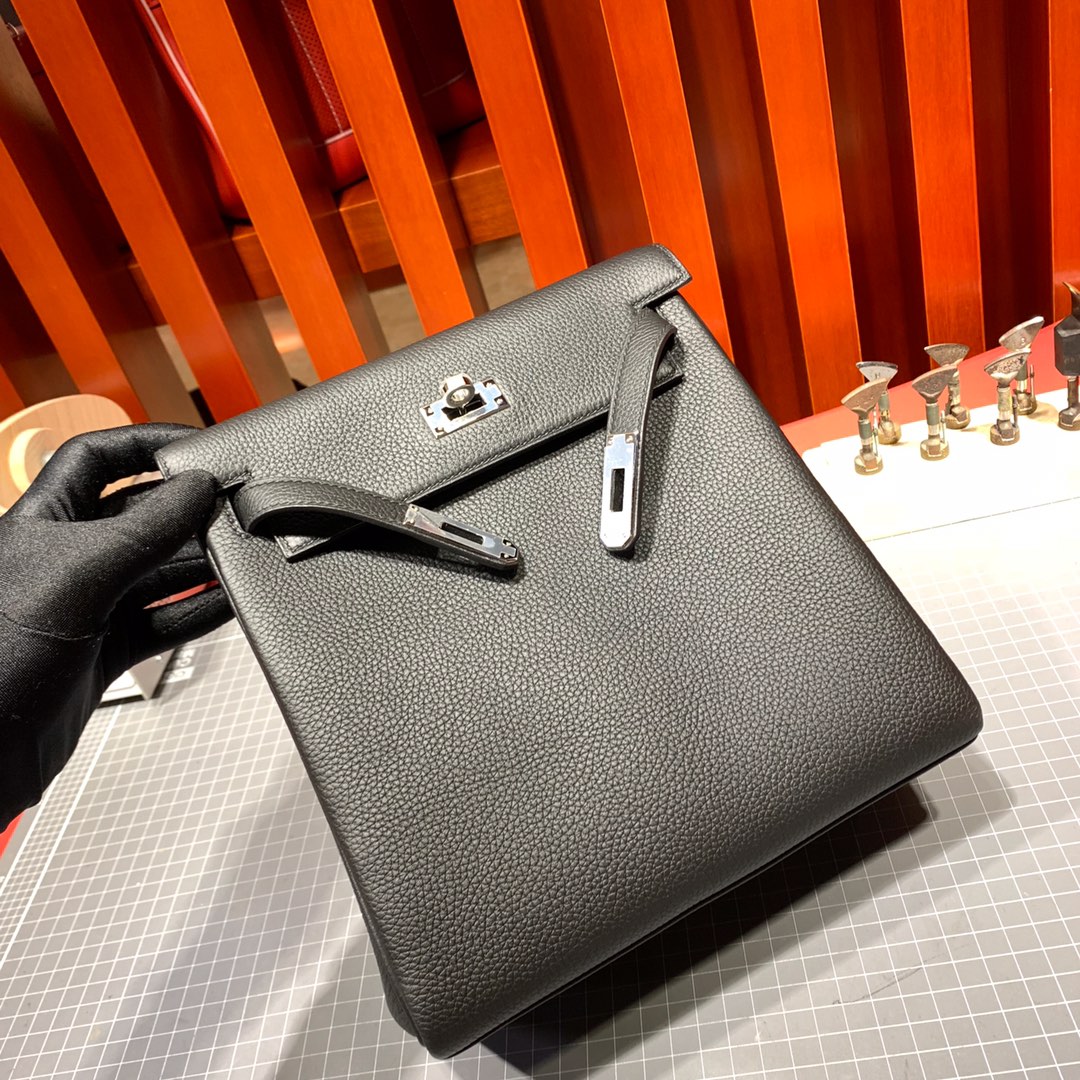 爱马仕新款女包 Hermes Kelly ado20CM 黑色进口Togo皮双肩包后背包 银扣